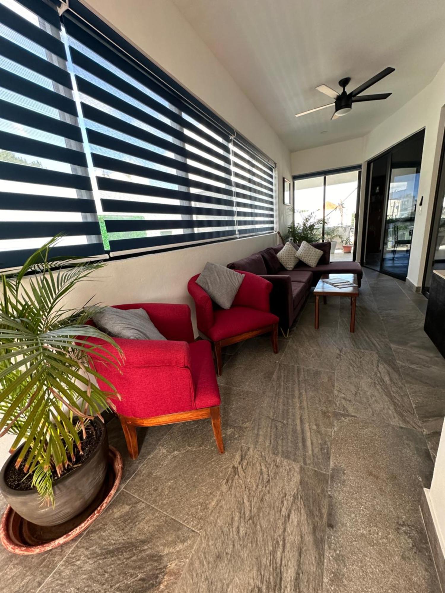 Ferienwohnung Oasis Urban Retreat Cancún Exterior foto