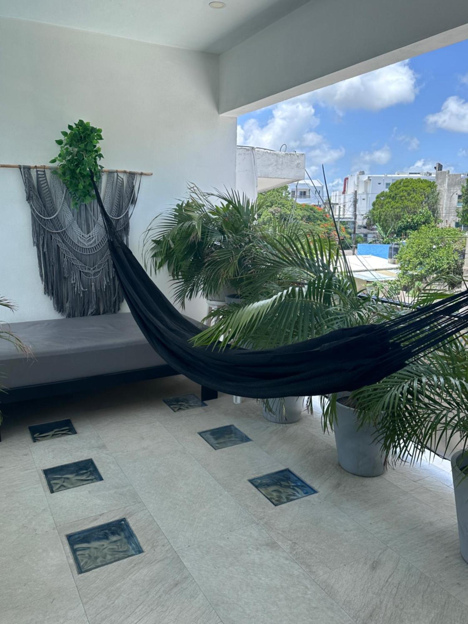 Ferienwohnung Oasis Urban Retreat Cancún Exterior foto